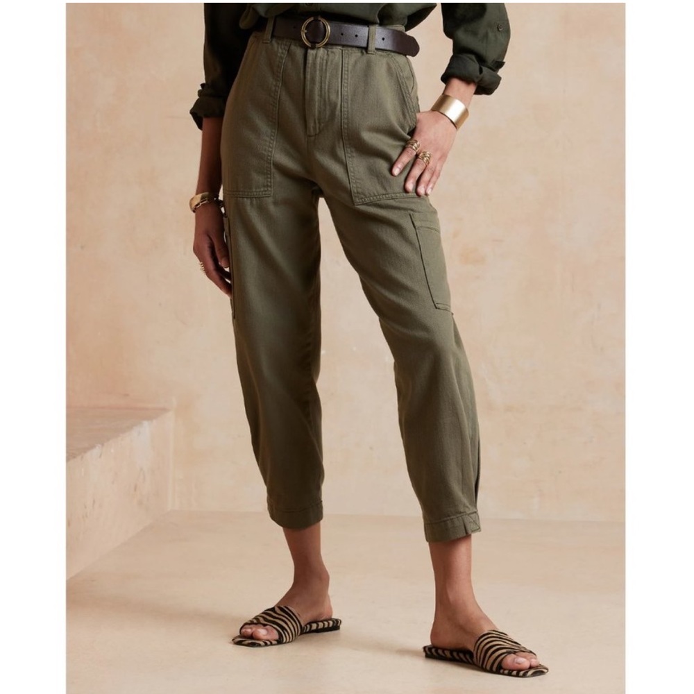 NWT Banana Republic Women's Relaxed Cargo Surplus Pants-Size 2 Tall